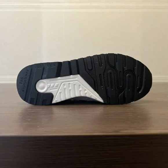 New Balance M998 Classic Retro Running Sneakers - Picture 4 of 6